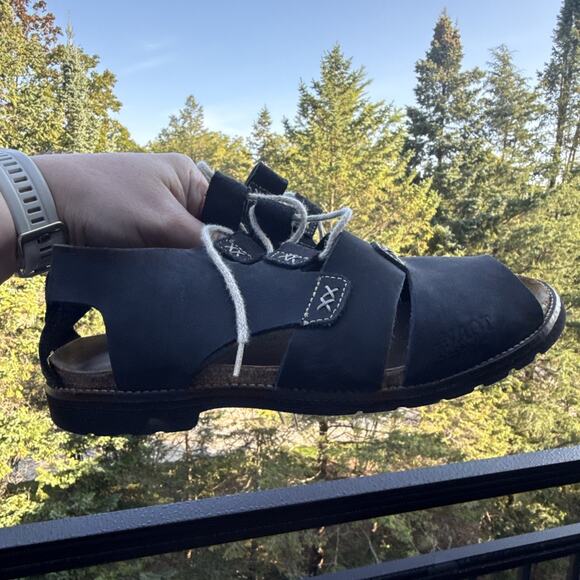 Naot Fisherman Style Black Leather Sandals Women's 39 or US 8 Comfort - Picture 7 of 16